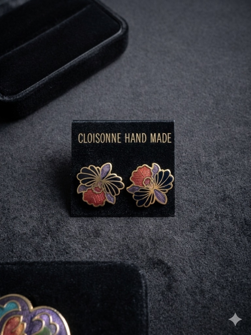 Cloisonné Floral Vintage Gold Hair Comb - and Earrings Decorative Set - Picture 3 of 6